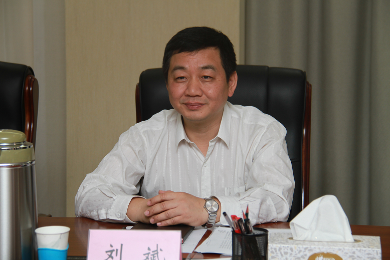 中央纪委信息中心副主任刘斌莅郑调研工作